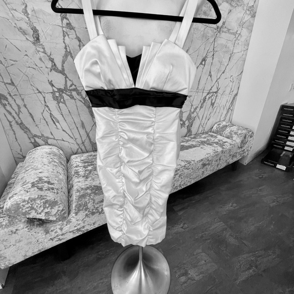 Ruby Rox Dress - Picture 2 of 4